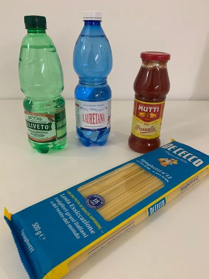 Casa Vacanze Ada 밀라노 아파트