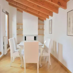  Appartamento Mpm-mansarda In Piazza Duomo